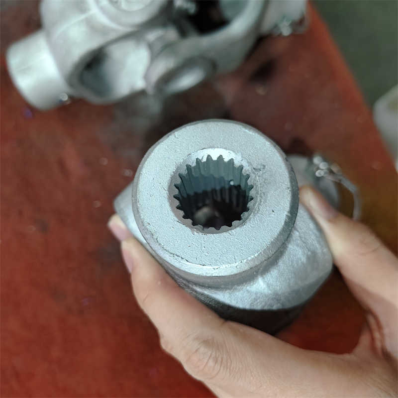 High Precision Pto Shaft Universal Joint Lemon Yoke and Spline Yoke  Tractor Parts