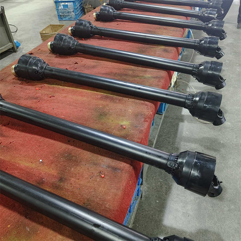 Agricultural Machinery Parts Black Pto Shaft Flexwing Cutters Tractor Parts 13B IP Yoke Shaft