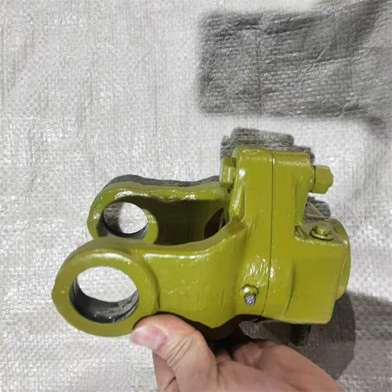 Tractor Spare Parts 27*74.6 Cross Kit 1 3/4