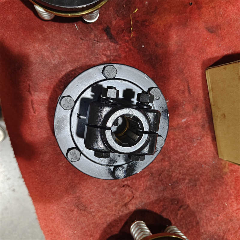 OEM High Hardness Steel Drive Shaft Parts Friction Torque Limiter for Pto Shaft