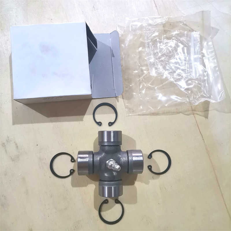 OEM Silver High Quality Complete Size Excellent Cardan Joint 3.01 Series 27*70 for Agricultural Machine Tractor