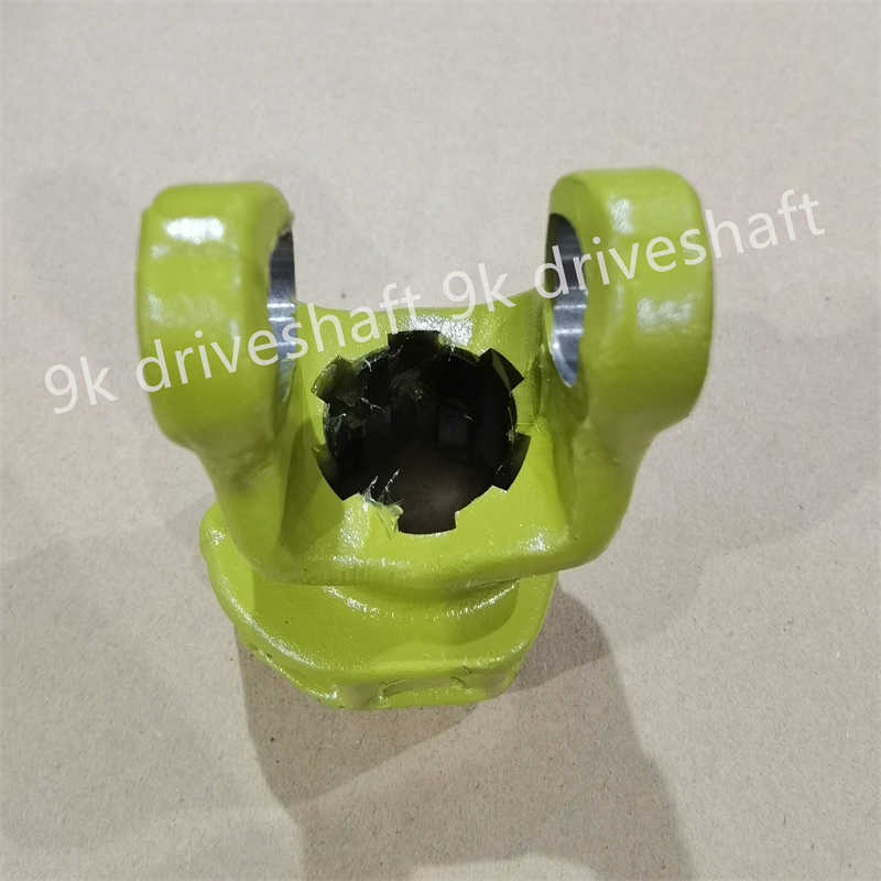 OEM High Quality Splined Yoke 01-Push Pin 6.0501B for Cardan Cross 30.2*92 for PTO Driveshaft Agricultural Machine Part