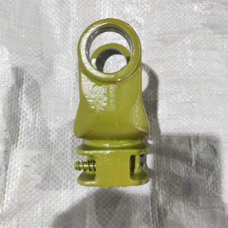Tractor Spare Parts 27*74.6 Cross Kit 8-32*38*6 38.05G China Made Pto Shaft Yoke Quick Release Yoke