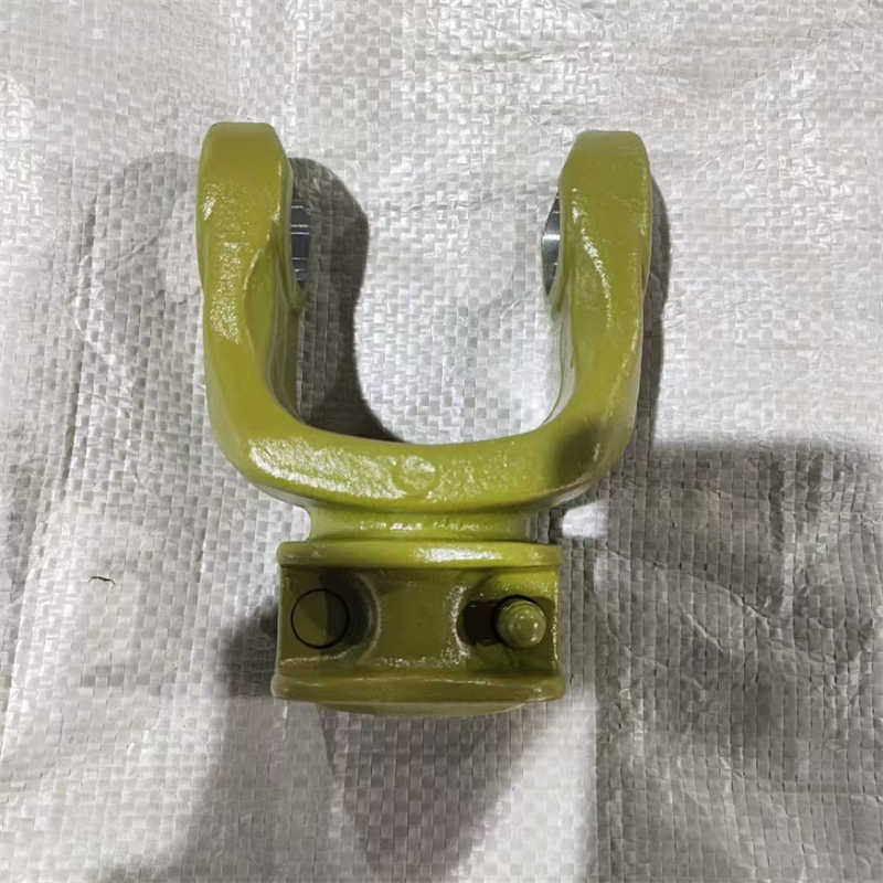 Tractor Spare Parts 27*74.6 Cross Kit 8-32*38*6 38.05G China Made Pto Shaft Yoke Quick Release Yoke